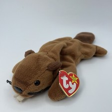 Ty Beanie Baby Bucky the Beaver