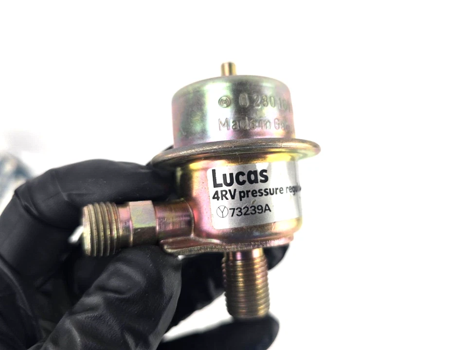 Nuevo de Lote Antiguo Regulador de Presión de Combustible Jaguar XJ6 XJS Lucas FPR EAC6314 73239A Foto 2 de 4
