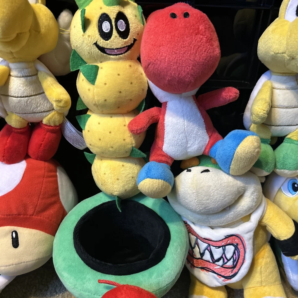 Nintendo Super Mario Plush Lot - Mario, Pokey, Toad, Yoshi Lot Of 14 - Image 4 of 4