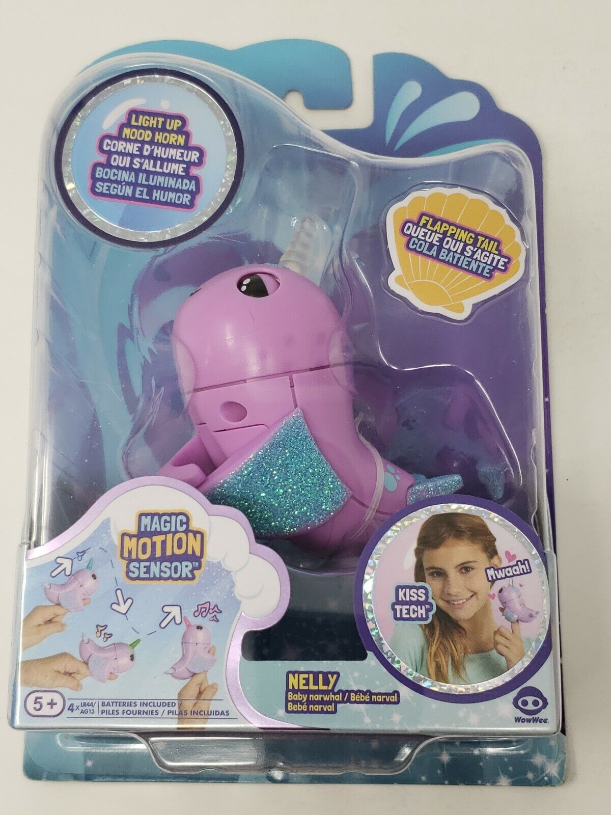 Fingerlings NELLY Baby Narwhal Light up Mood Horn Flapping Tail Kiss Tech NEW