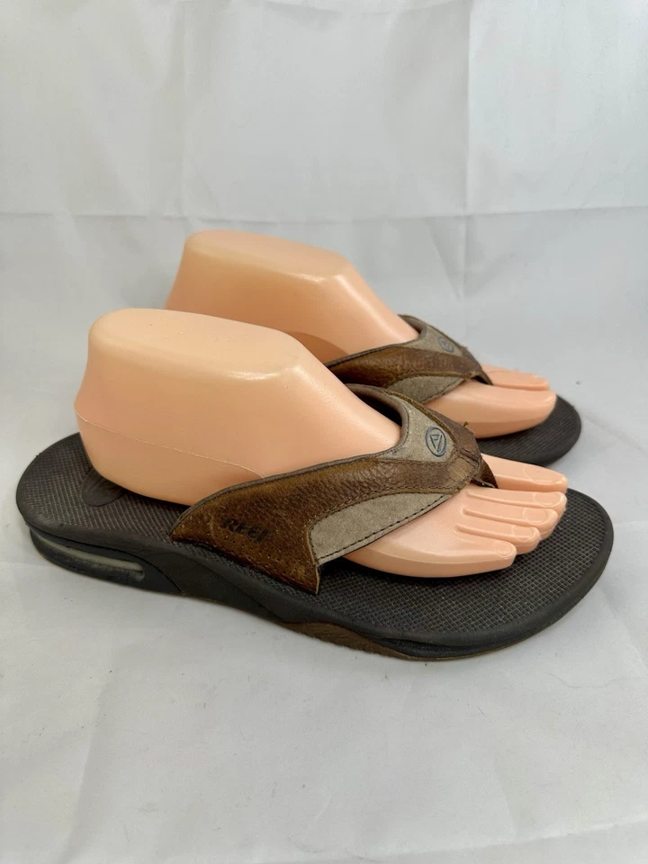 Chinelos tanga de couro marrom recife masculino tamanho 8 abridor de garrafa - Imagem 2 de 4