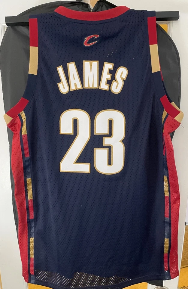 LeBron James Cleveland Cavaliers Jersey Adidas NBA Authentic Size L +2 Rare - Image 2 of 4