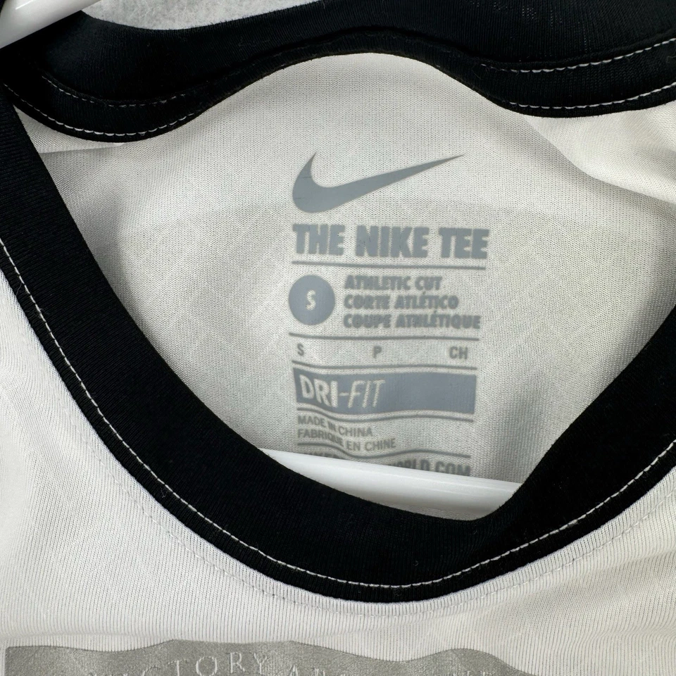 Camiseta Nike Dri-Fit Para Hombre Pequeña Blanca Negra Corte Atlético Logo 1982 Jersey Gimnasio Foto 3 de 4