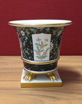 Herend Rothschild Queen Victoria Vase Löwentatzen gold !schwarz! weiß 10cm # 332