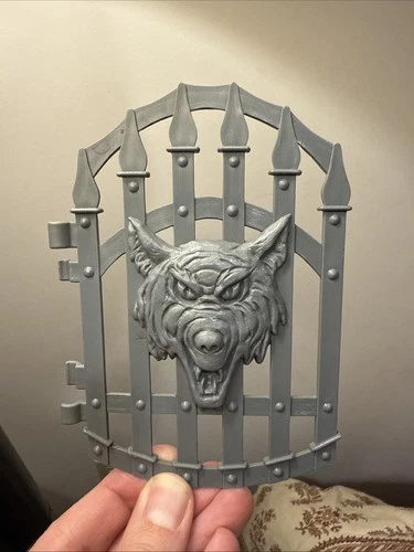 Vintage Snake Mountain Gate Part MOTU He-Man Castle Masters of the Universe Door