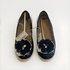 NWT Children  s Place Black Patent Flats Dress Shoes Flowers Rhinestones 4 M
