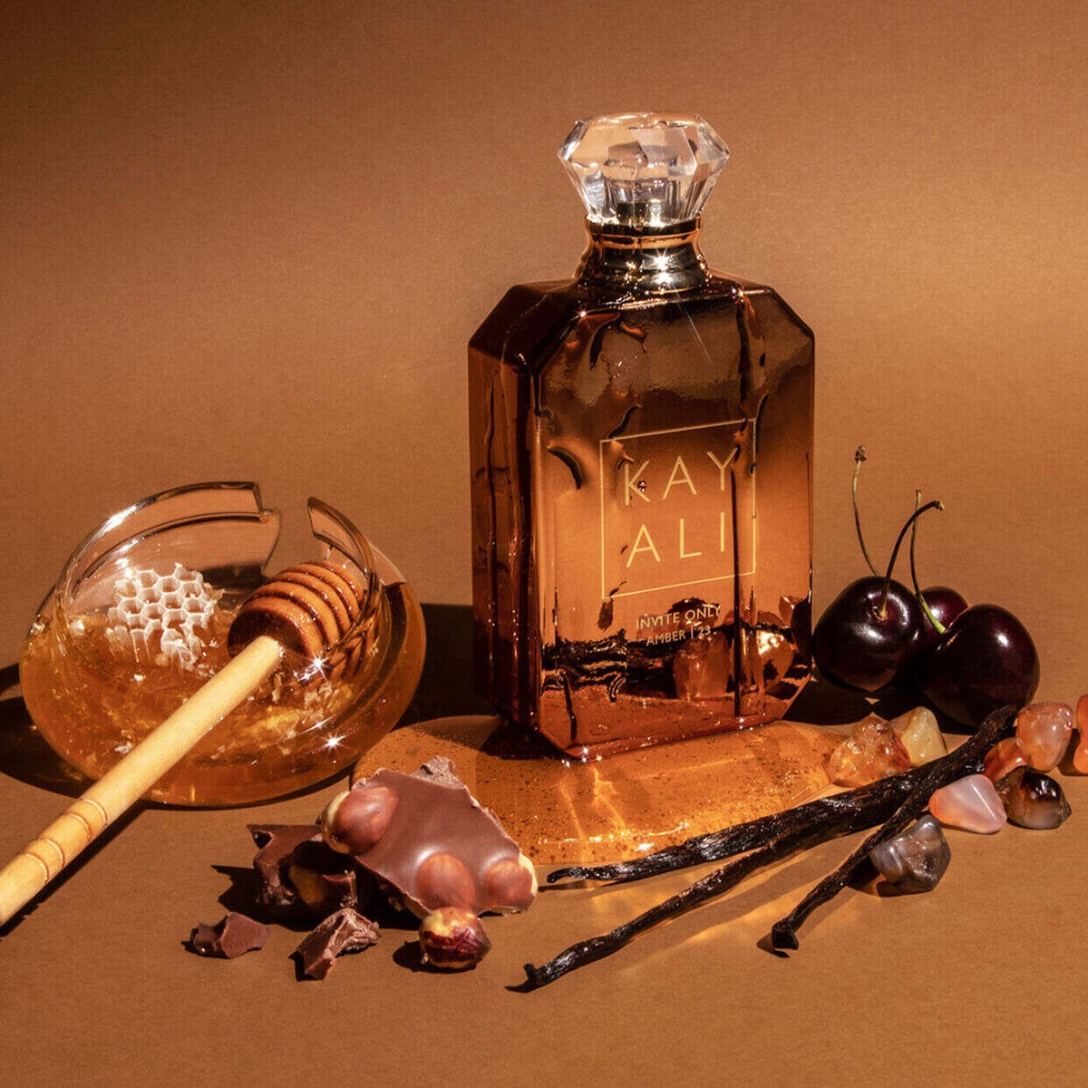 香水(女性用) KAY ALI Invite Only Amber 23 100ml Invite only Amber | 23 by KAYALI 100 ml EDP Spray - Express