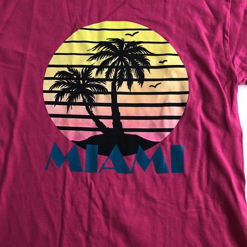 South Beach Miami Vice T-Shirt Size Large Adult Mens 100% Cotton Pink