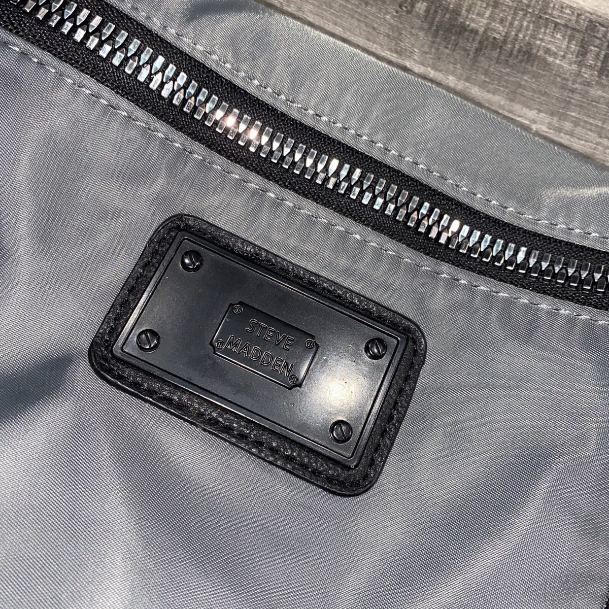 STEVE MADDEN ハンドバッグ★関税込み Steve Madden BNiko Convertible Crossbody Bag with 2 Straps