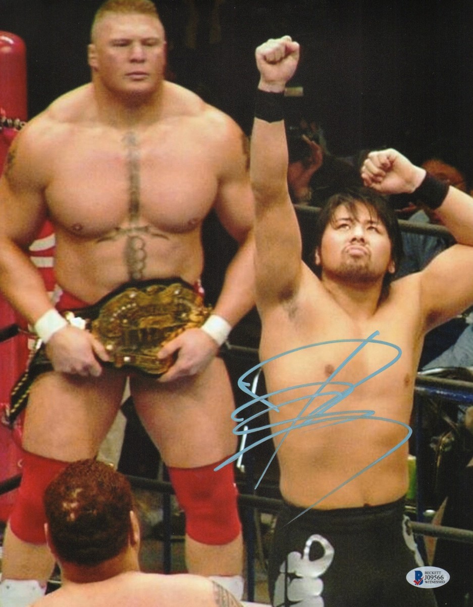 Shinsuke Nakamura Signed 11x14 Photo BAS New Japan Pro Wrestling w