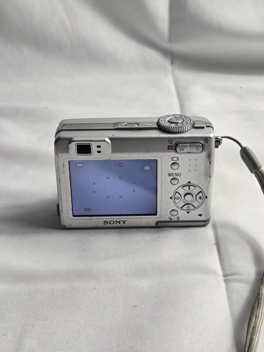 Sony Cyber-shot DSC-W7 7.2MP Digital Camera - Silver for