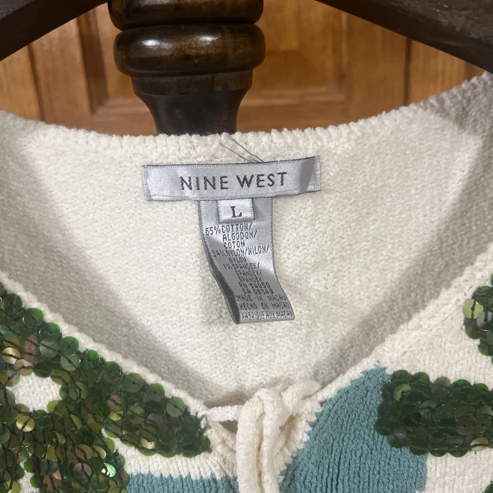 Regata Vintage Nine West Floral Lantejoulas Malha Tamanho Grande - Imagem 2 de 4