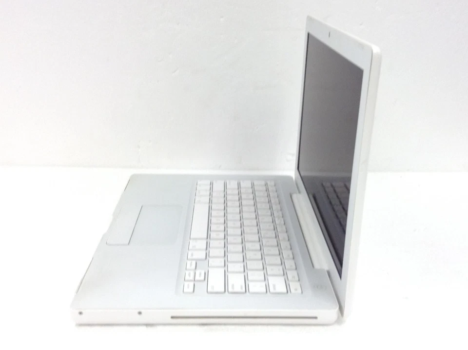 Laptop Apple MacBook Pro A1181 13" Intel Core Duo 2.0GHz, 2GB RAM DVD-RW FUNCIONANDO Foto 2 de 4