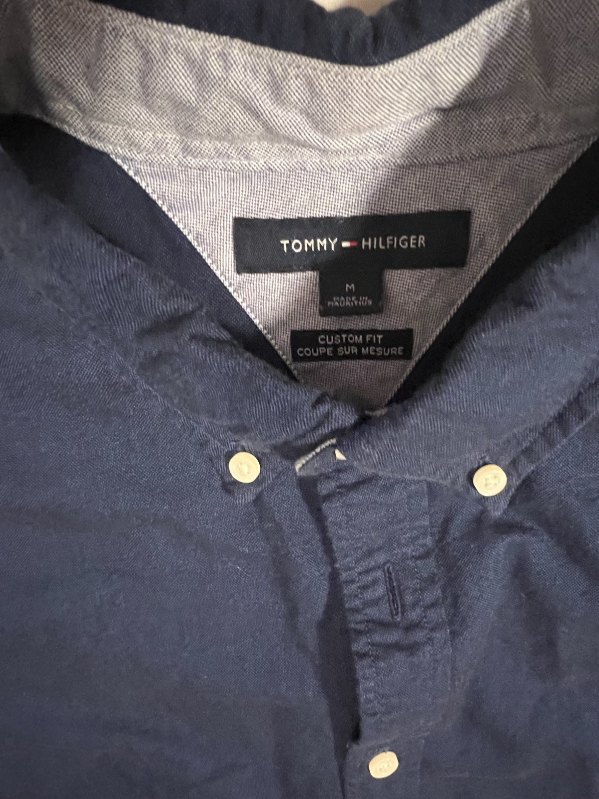 Tommy Hilfiger Navy Blue Long Sleeve Button-Up Shirt Men's Size M thumbnail 2