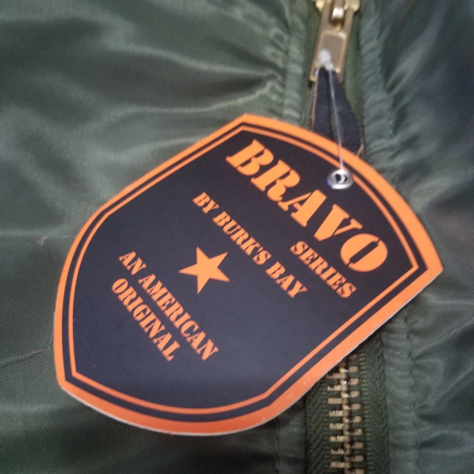 Chaqueta de bombardero de vuelo verde Bravo Series By Burks Bay NRA talla grande nueva con etiquetas para hombre Foto 4 de 4