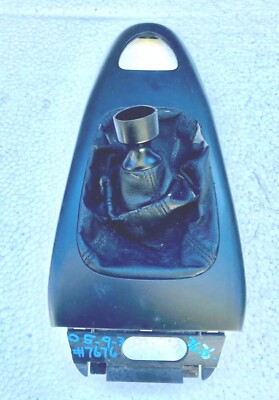 2005 9-3 Manual Transmission Shifter Boot And Bezel 12786710