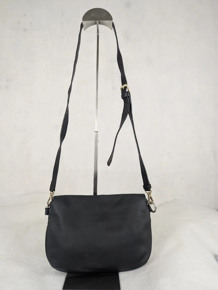 LACOSTE Classic Solid Blaze Rayon Leather Crossbody Lightweight Black BAG - Image 3 of 4