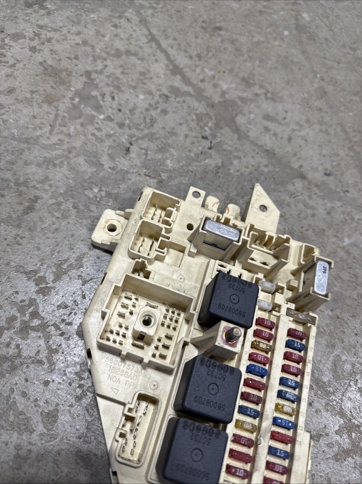 Picture 3 of 6