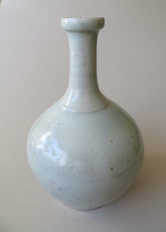 FINE KOREAN WHITE GLAZED LARGE VASE ----- JOSEON DYNASTY