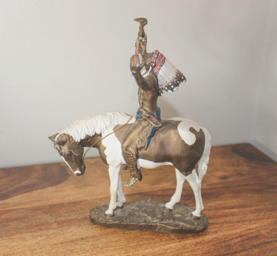 1993 Chuck Ren ''Deliverance'' Hamilton Collection Indianer Figur + Ständer