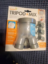Boon Silicone Formula Container With Mixers for Three 8 Oz Bottles NOS