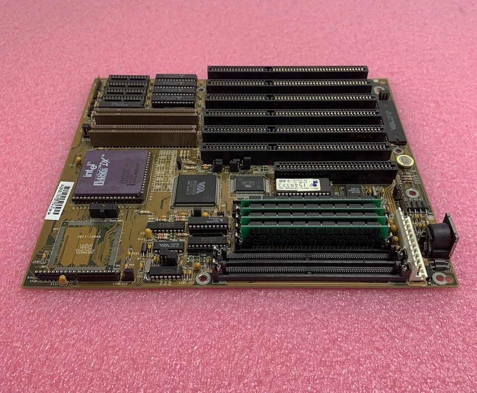 Placa madre FIC 486-GVT-2 Intel 80486DX 33 MHz 16 MB de RAM sin escudo Foto 3 de 4