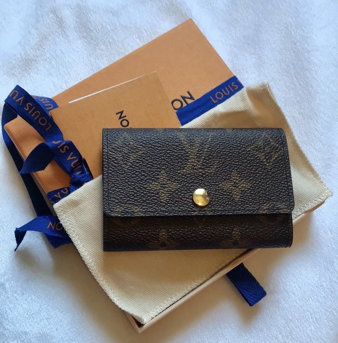 Authentic LOUIS VUITTON Monogram Small Wallet Card Case Photo