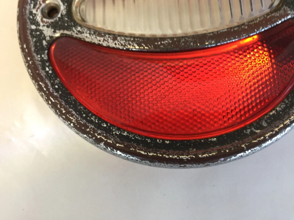1930 1931 BUICK TAIL LIGHT LENS OEM GM ORIGINAL GLASS, NO CHIPS OR CRACKS - Image 4 of 4