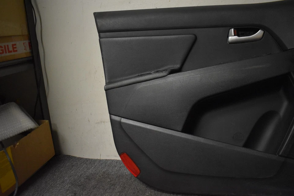2011-2016 KIA SPORTAGE INTERIOR DOOR FACTORY OEM - Image 2 of 4