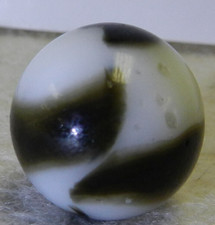  16192m Vintage Peltier Glass NLR Zebra Marble .62 Inches