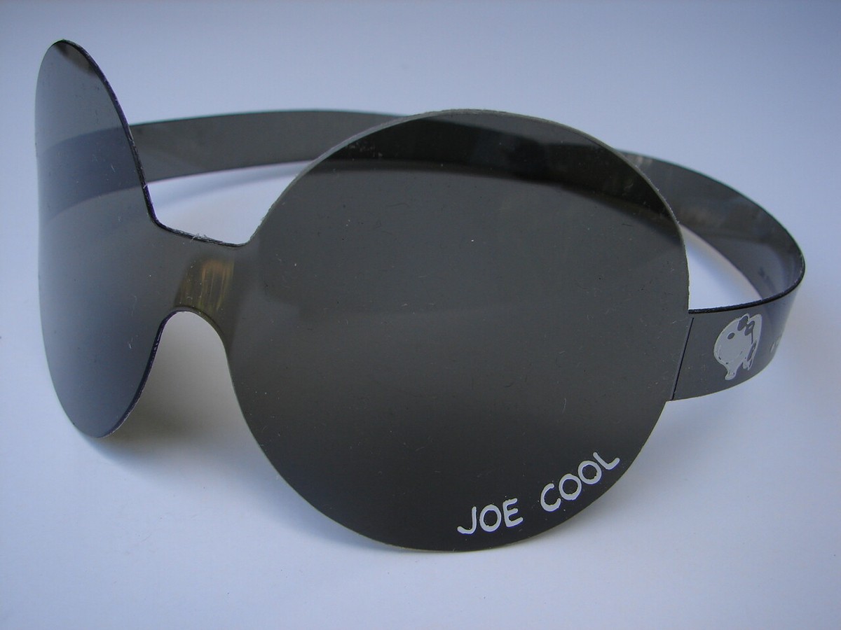 1980s Snoopy Woodstock Joe Cool Mini Promotional Glasses Stamped