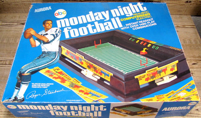 Vintage 1972 ABC Aurora Monday Night Football Game Roger Staubach on Box WORKS!