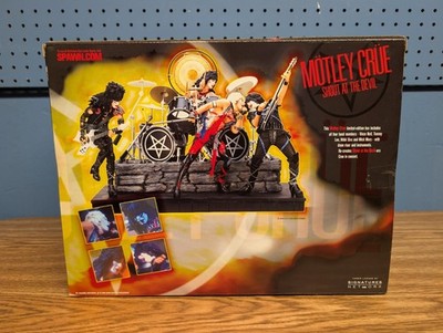 McFarlane Toys Motley Cure Shout At The Devil Action Figure Set