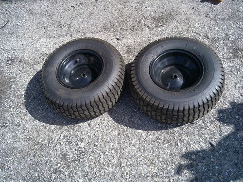1 Cub Cadet REAR WHEEL/TIRE for CC30E Electric Riding Lawn Mower Free Ship - Afbeelding 1 van 8