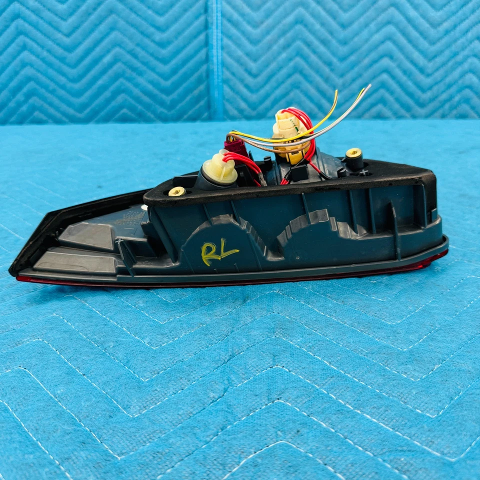 2012–2017 BMW 650i xDrive Rear Left Trunk Lid Tail Light OEM - Image 4 of 4