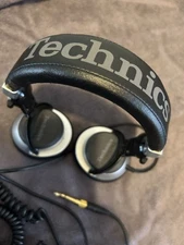 Technics RP-DJ1200 with Carrying Pouch Tested Working DJ Monitoring Headphones