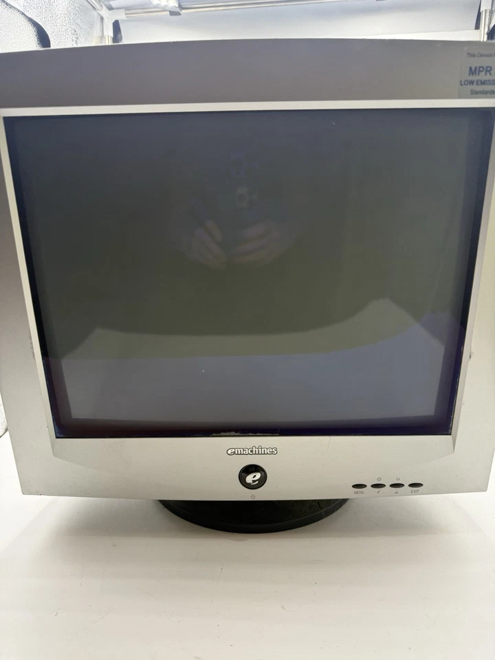 eMachines 786N 17 inch CRT PC Monitor eView 17F3 - WORKS - Image 4 of 4