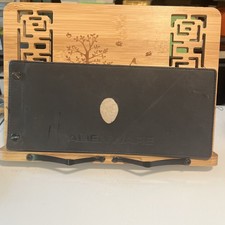 ALIENWARE M17x Mobile Manual No DVDs. No Alien Logo. See Pictures.
