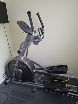 Livingstone Cross Trainer One Of The Best UK
