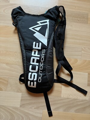Escape Outdoors Hydration Pack 2L Missile Black Lightweight NEW