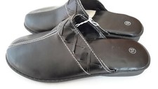 Men's Size 10 House Slippers Classic Comfort Soft Padded Loafer Shoes NWOT