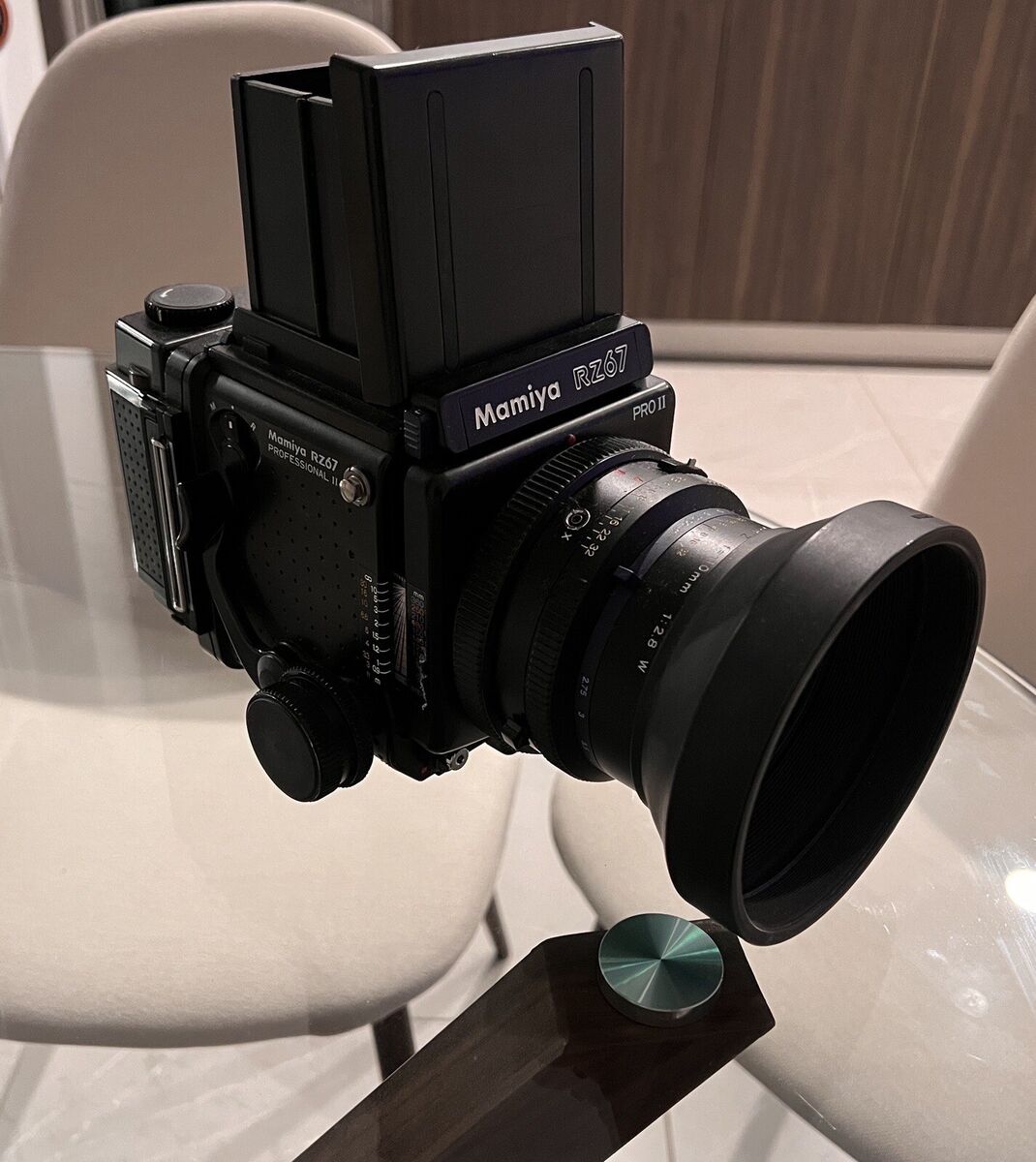 MAMIYA RZ67 Pro II Film Camera w/110mm f/2.8 Lens & 120 Back MAMIYA RZ67 Pro II Film Camera w/110mm f/2.8 Lens & 120 Back
