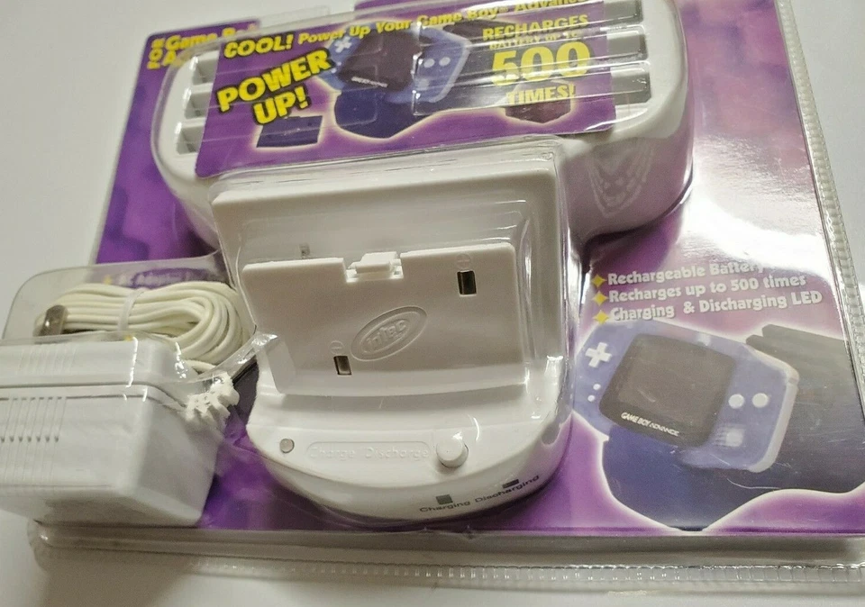  Batería recargable Intec Power Station blanca Game Boy Advance Foto 2 de 3