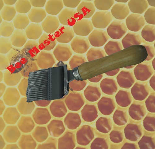 Bottling+Storage Pail w/gate, Lid, Double Strainer, Uncapping Roller,Fork,Knife. - Picture 6 of 6