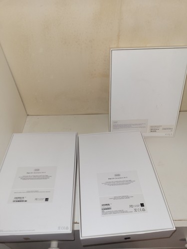 Zestaw 3 pustych pustych pudełek na iPada Apple 9. generacji, 8. generacji BEZ IPADÓW W ZESTAWIE. TYLKO PUDEŁKA - Zdjęcie 2 z 6