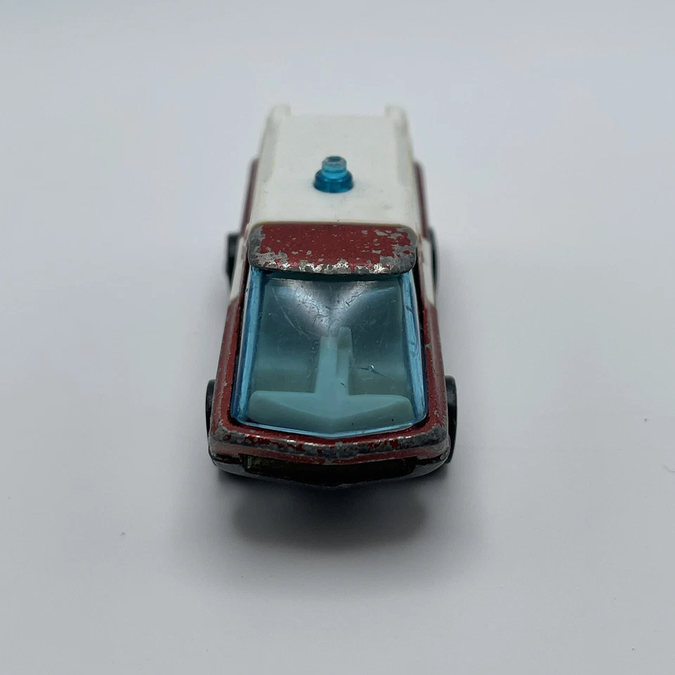 老式美泰风火轮 Redline 1969 重型救护车红色香港 — 第 2/4 张图片