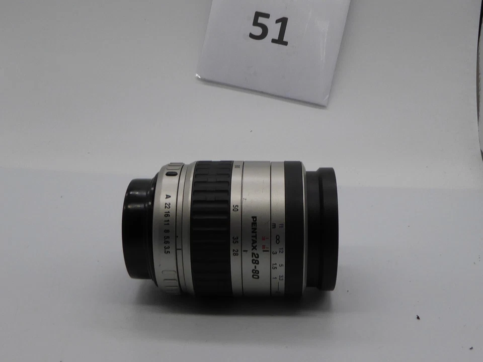 smc Pentax FA 28-80mm f/3.5-5.6 Zoom Lens for Pentax DSLR and SLR cameras  + CAP - Image 2 of 3