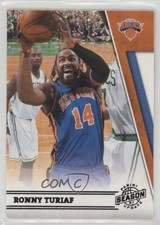 2010-11 Panini Season Update Ronny Turiaf #17 4r3