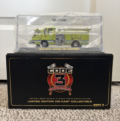 Code 3 Collectibles Palm Beach Gardens FD Engine Limited Edition 2007