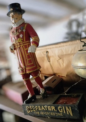 Beefeater Gin Distillery Advertising Sign Figure Red Black Gold